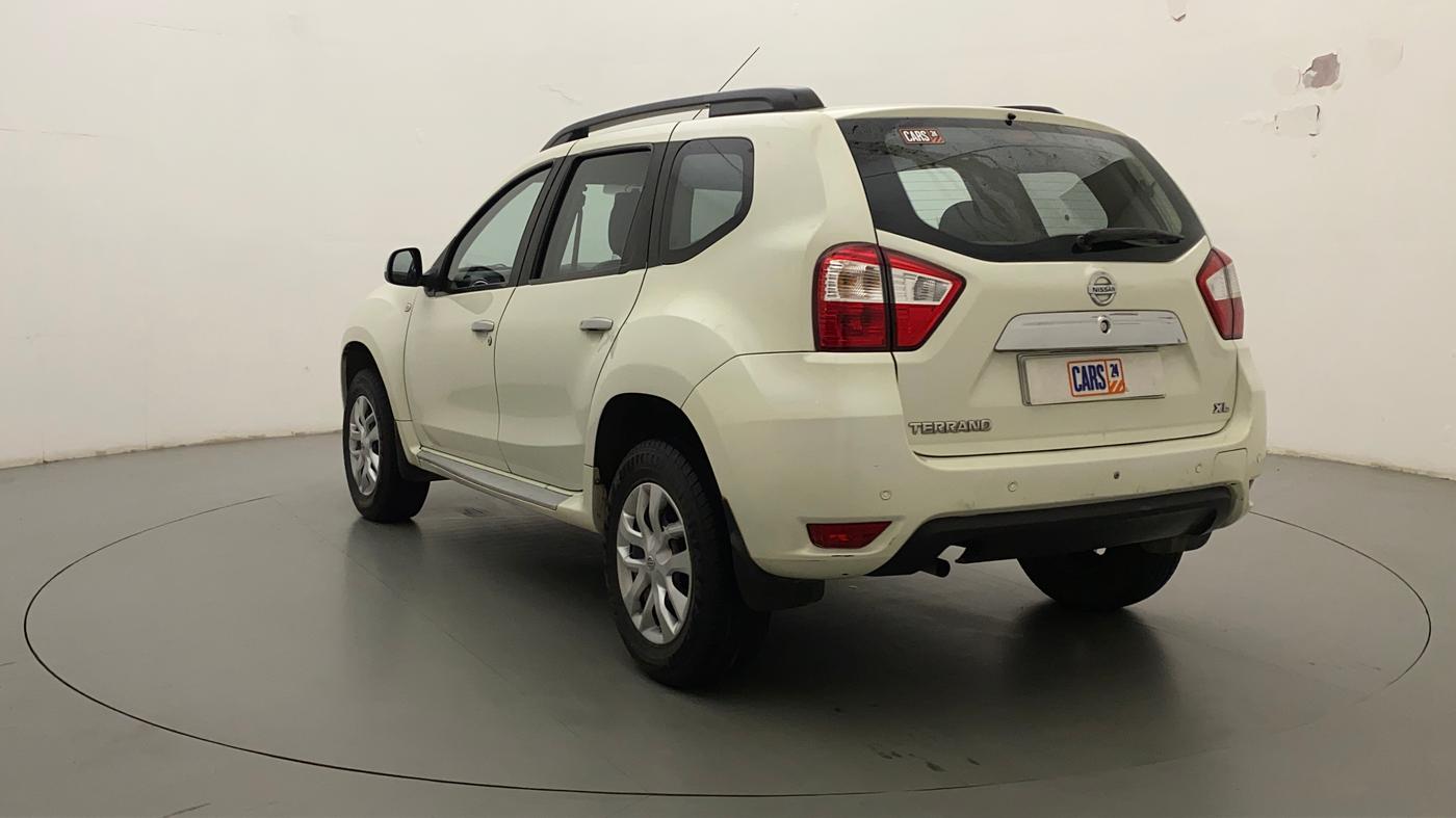 2015 Nissan Terrano XL (P), Petrol, Manual, 45,564 km, Left Back Diagonal