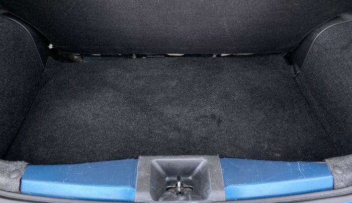 2017 Nissan Micra XV CVT, Petrol, Automatic, 28,805 km, Boot Inside