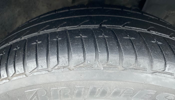 2017 Nissan Micra XV CVT, Petrol, Automatic, 28,805 km, Right Front Tyre Tread