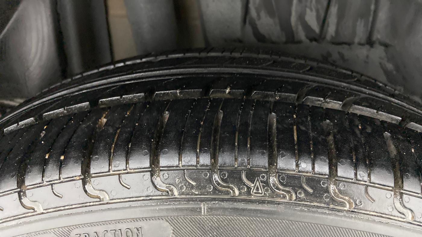 2018 Maruti Dzire ZDI PLUS AMT, Diesel, Automatic, 66,041 km, Right Rear Tyre Tread