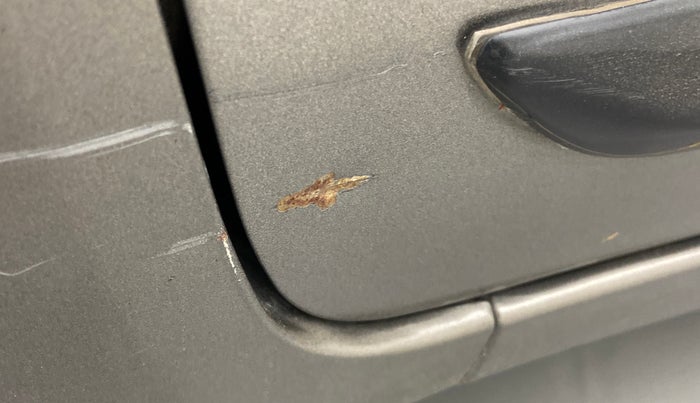 2018 Maruti Dzire ZDI PLUS AMT, Diesel, Automatic, 66,041 km, Front passenger door - Slight discoloration
