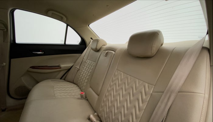 2018 Maruti Dzire ZDI PLUS AMT, Diesel, Automatic, 66,041 km, Right Side Rear Door Cabin