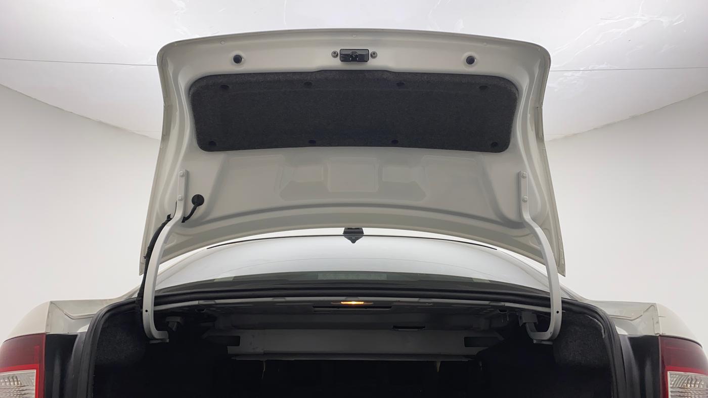 2019 Skoda Rapid STYLE 1.6 MPI, Petrol, Manual, 42,624 km, Boot Door Open