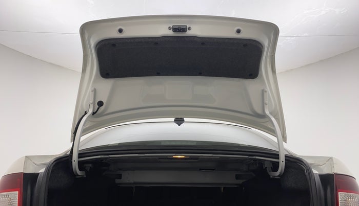 2019 Skoda Rapid STYLE 1.6 MPI, Petrol, Manual, 42,624 km, Boot Door Open