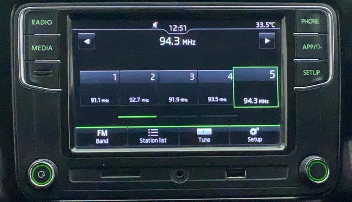 2019 Skoda Rapid STYLE 1.6 MPI, Petrol, Manual, 42,624 km, Infotainment System