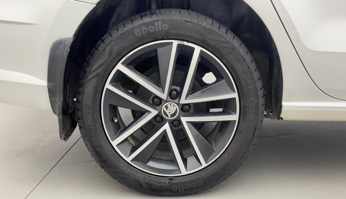 2019 Skoda Rapid STYLE 1.6 MPI, Petrol, Manual, 42,624 km, Right Rear Wheel