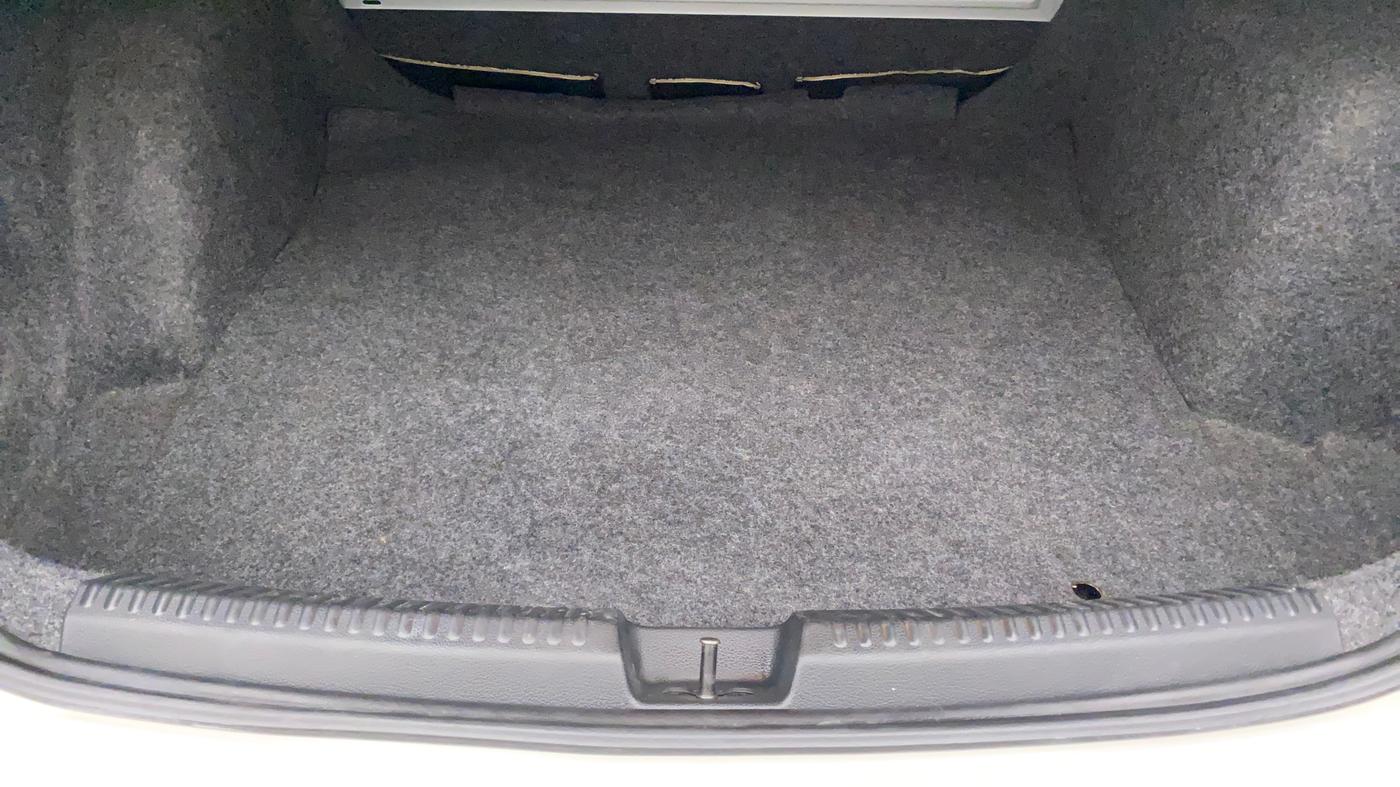 2019 Skoda Rapid STYLE 1.6 MPI, Petrol, Manual, 42,624 km, Boot Inside