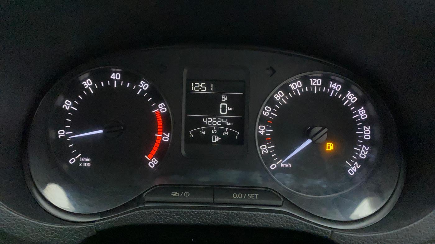 2019 Skoda Rapid STYLE 1.6 MPI, Petrol, Manual, 42,624 km, Odometer Image
