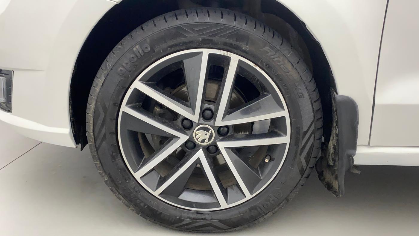 2019 Skoda Rapid STYLE 1.6 MPI, Petrol, Manual, 42,624 km, Left Front Wheel