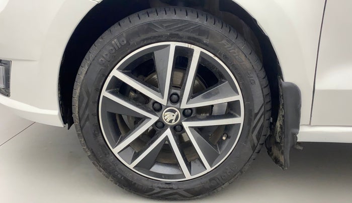 2019 Skoda Rapid STYLE 1.6 MPI, Petrol, Manual, 42,624 km, Left Front Wheel