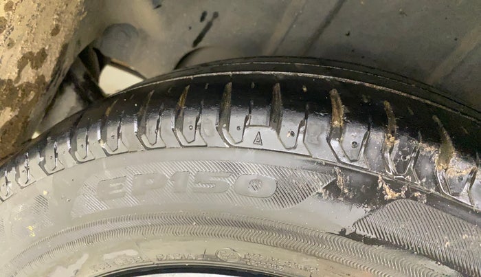 2019 Maruti XL6 ALPHA AT, Petrol, Automatic, 57,537 km, Left Rear Tyre Tread