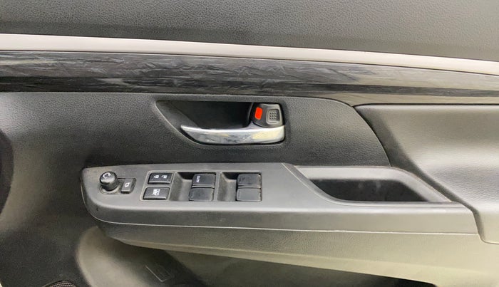 2019 Maruti XL6 ALPHA AT, Petrol, Automatic, 57,537 km, Driver Side Door Panels Control