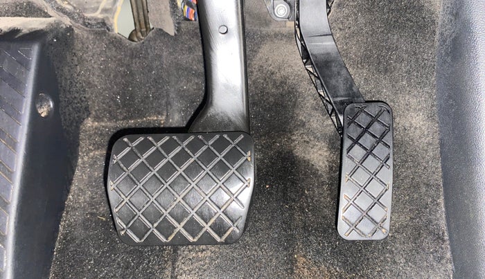 2019 Volkswagen TIGUAN HIGHLINE TDI AT, Diesel, Automatic, 1,11,433 km, Pedals