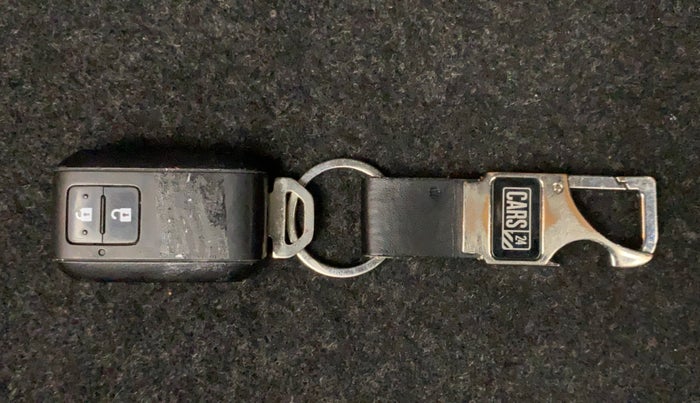 2021 Maruti Baleno ZETA CVT PETROL 1.2, Petrol, Automatic, 17,744 km, Key Close Up