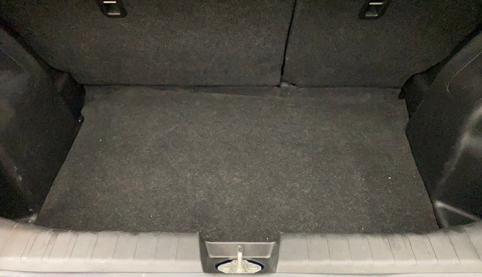 2021 Maruti Baleno ZETA CVT PETROL 1.2, Petrol, Automatic, 17,744 km, Boot Inside