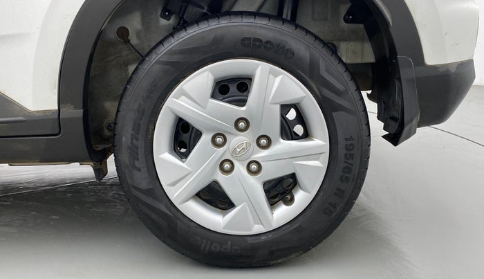 2021 Hyundai VENUE S 1.2, Petrol, Manual, 20,186 km, Left Rear Wheel