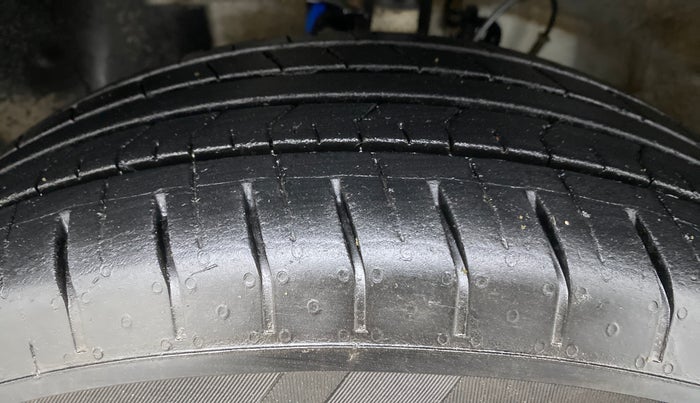 2021 Hyundai VENUE S 1.2, Petrol, Manual, 20,186 km, Left Front Tyre Tread