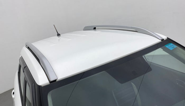 2021 Hyundai VENUE S 1.2, Petrol, Manual, 20,186 km, Roof