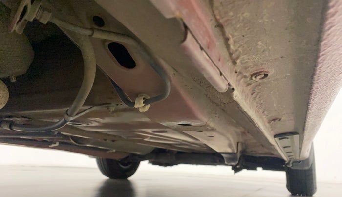 2017 Maruti Dzire VDI, Diesel, Manual, 98,780 km, Right Side Underbody