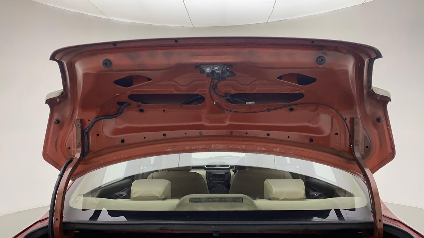 2017 Maruti Dzire VDI, Diesel, Manual, 98,780 km, Boot Door Open
