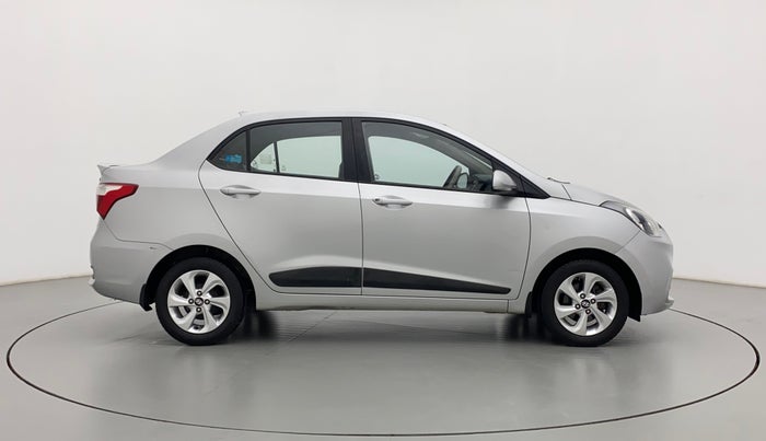 2018 Hyundai Xcent SX 1.2, Petrol, Manual, 33,099 km, Right Side View