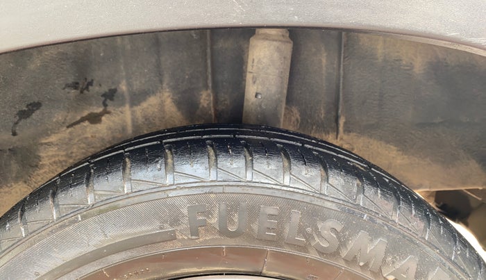 2020 Renault Kwid CLIMBER 1.0 (O), Petrol, Manual, 33,217 km, Left Rear Tyre Tread