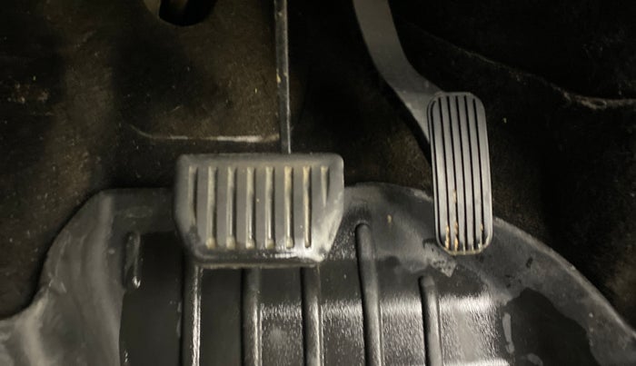 2022 Tata Harrier XZA PLUS 2.0L, Diesel, Automatic, 87,661 km, Pedals