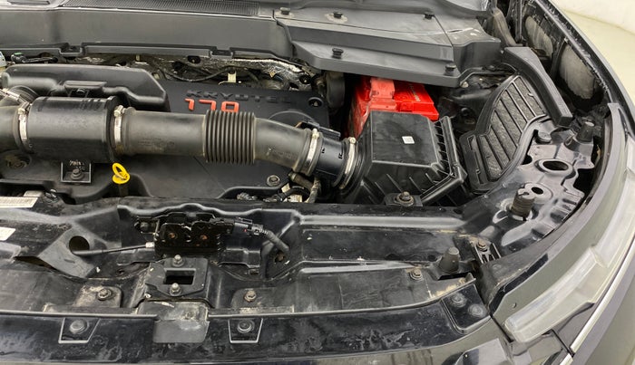 2022 Tata Harrier XZA PLUS 2.0L, Diesel, Automatic, 87,661 km, Engine View - Left