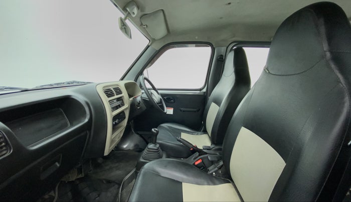 2018 Maruti Eeco 5 STR CNG WITH AC PLUSHTR, CNG, Manual, 79,303 km, Right Side Front Door Cabin
