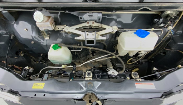 2018 Maruti Eeco 5 STR CNG WITH AC PLUSHTR, CNG, Manual, 79,303 km, Open Bonet