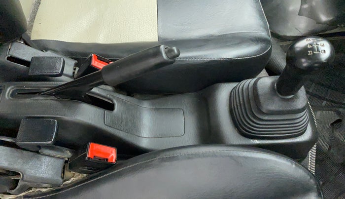 2018 Maruti Eeco 5 STR CNG WITH AC PLUSHTR, CNG, Manual, 79,303 km, Gear Lever