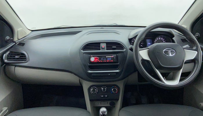 2018 Tata Tiago XE 1.2 REVOTRON, Petrol, Manual, 17,904 km, Dashboard