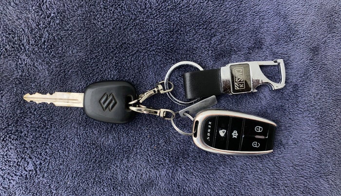 2019 Maruti Alto K10 VXI P, Petrol, Manual, 50,409 km, Key Close Up