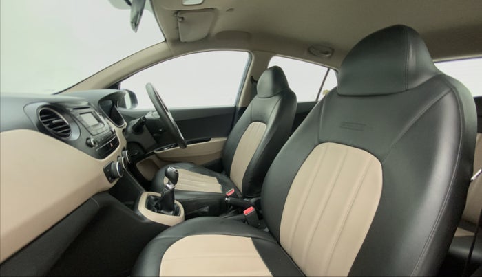 2015 Hyundai Grand i10 SPORTZ 1.2 KAPPA VTVT, Petrol, Manual, 78,389 km, Right Side Front Door Cabin