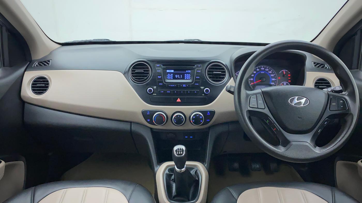 2015 Hyundai Grand i10 SPORTZ 1.2 KAPPA VTVT, Petrol, Manual, 78,389 km, Dashboard