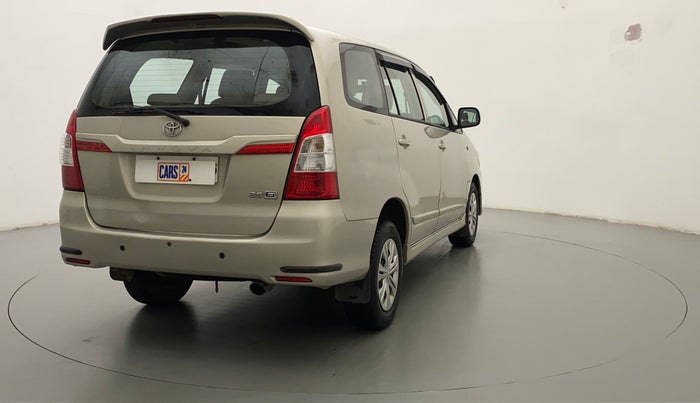 2014 Toyota Innova 2.5 GX 7 STR, Diesel, Manual, 1,04,512 km, Right Back Diagonal