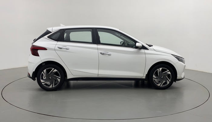 2021 Hyundai NEW I20 ASTA 1.2 MT, Petrol, Manual, 51,220 km, Right Side