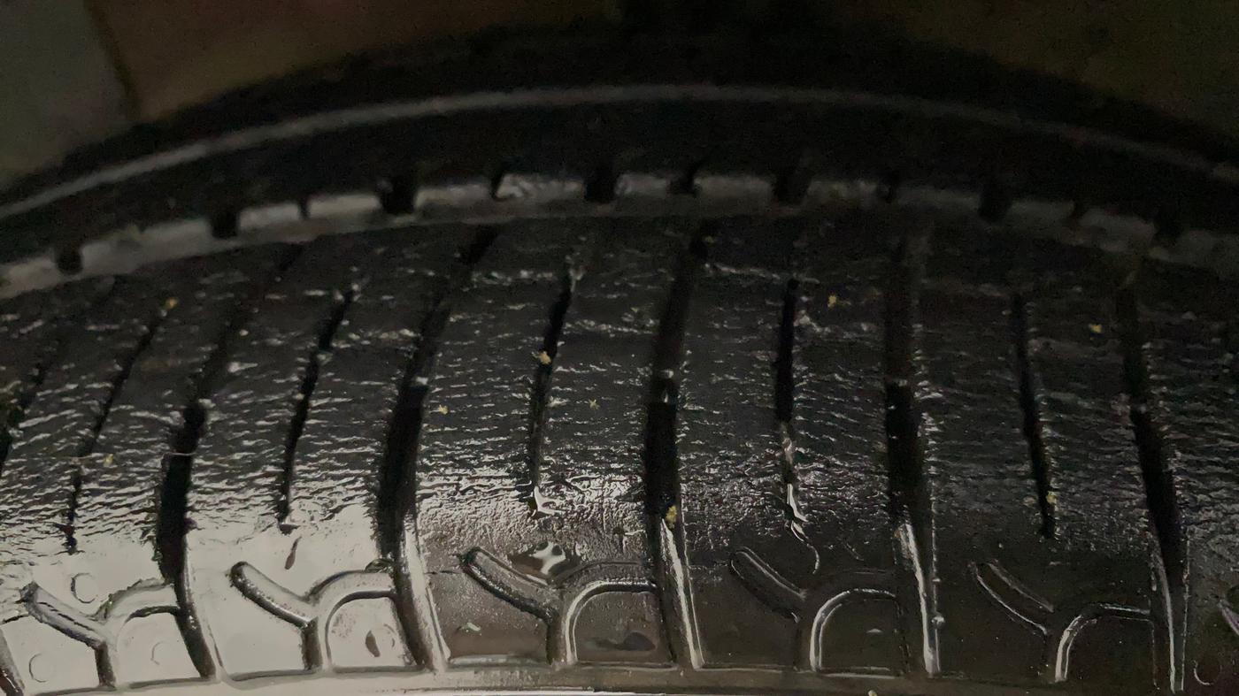 2018 Hyundai NEW SANTRO SPORTZ CNG, CNG, Manual, 28,634 km, Left Front Tyre Tread