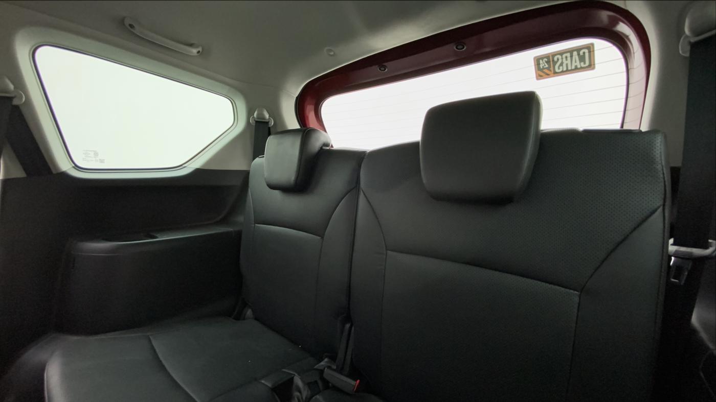 2022 Maruti XL6 ALPHA PLUS MT DUAL TONE, Petrol, Manual, 30,516 km, Third Seat Row ( optional )