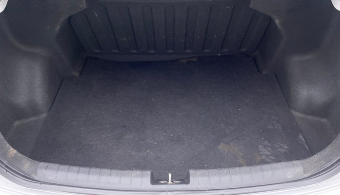 2015 Hyundai Xcent S 1.2, Petrol, Manual, 79,910 km, Boot Inside