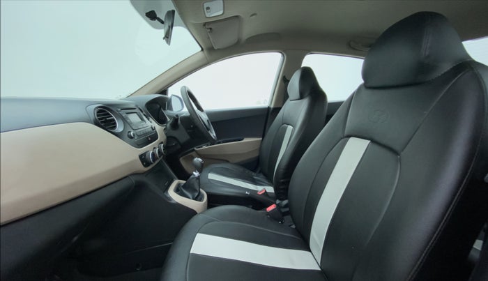 2015 Hyundai Xcent S 1.2, Petrol, Manual, 79,910 km, Right Side Front Door Cabin