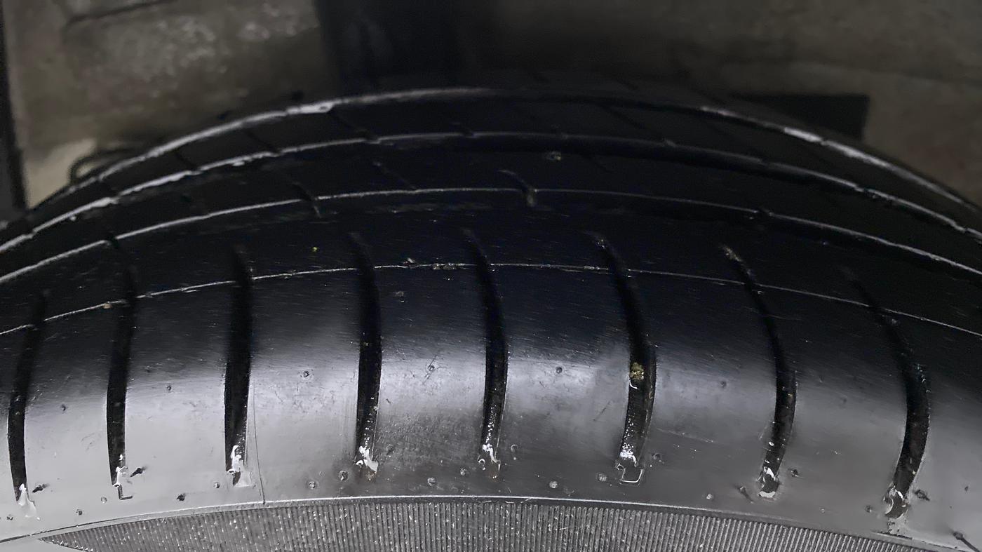 2015 Hyundai Xcent S 1.2, Petrol, Manual, 79,910 km, Right Rear Tyre Tread