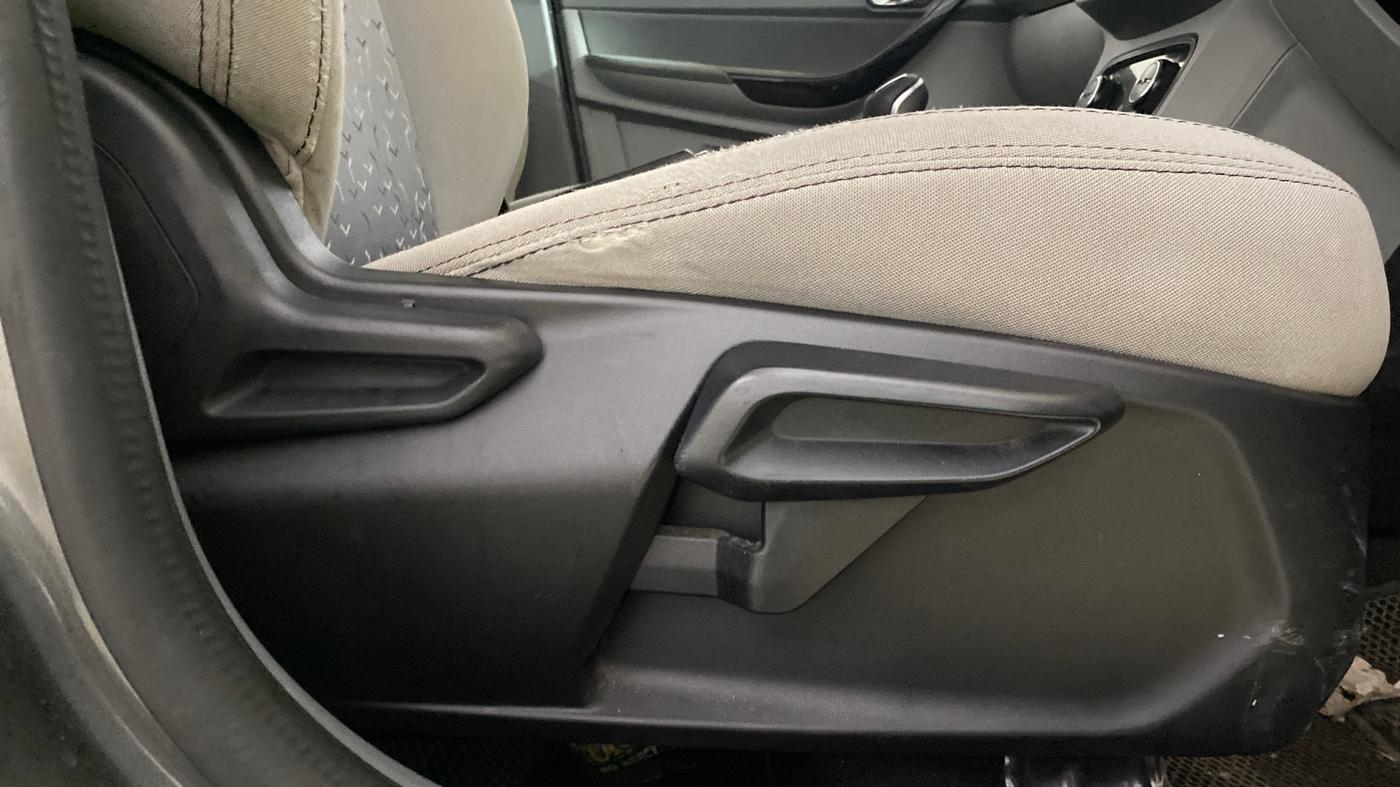 2020 Tata TIGOR XZ PLUS PETROL, Petrol, Manual, 67,930 km, Driver Side Adjustment Panel