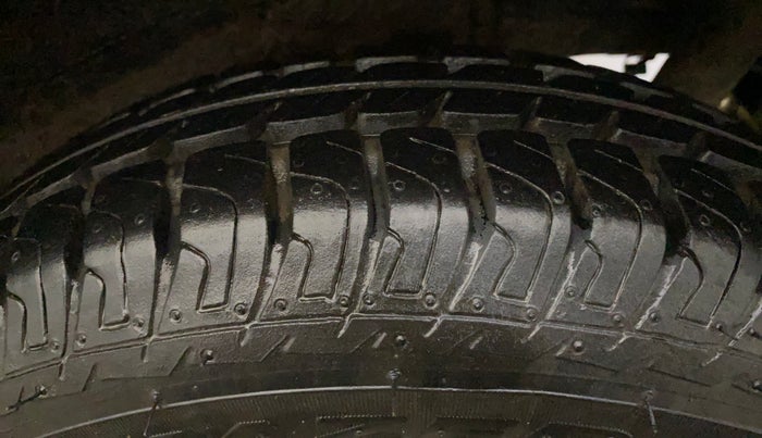 2016 Maruti Wagon R 1.0 LXI, Petrol, Manual, 21,597 km, Left Rear Tyre Tread