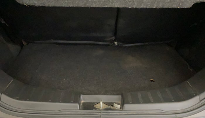 2016 Maruti Wagon R 1.0 LXI, Petrol, Manual, 21,597 km, Boot Inside