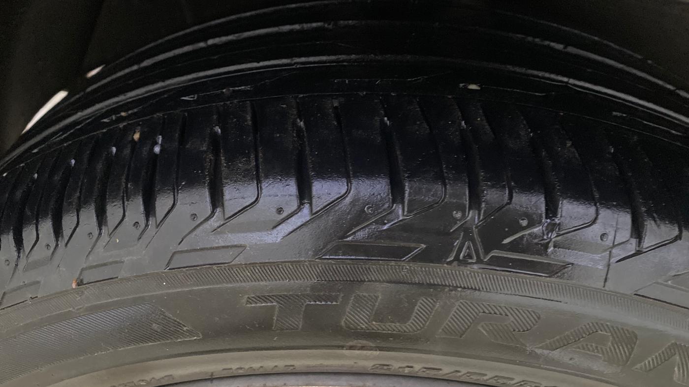 2025 Hyundai Creta E 1.5 PETROL, CNG, Manual, 10,365 km, Right Rear Tyre Tread