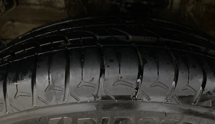 2020 Maruti S PRESSO VXI+, Petrol, Manual, 56,395 km, Left Front Tyre Tread
