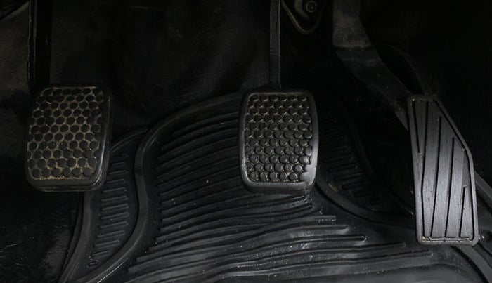 2019 Maruti Alto LXI, Petrol, Manual, 54,396 km, Pedals