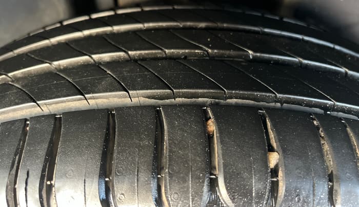 2021 Volkswagen TAIGUN GT PLUS 1.5 TSI DSG, Petrol, Automatic, 1,13,275 km, Right Rear Tyre Tread