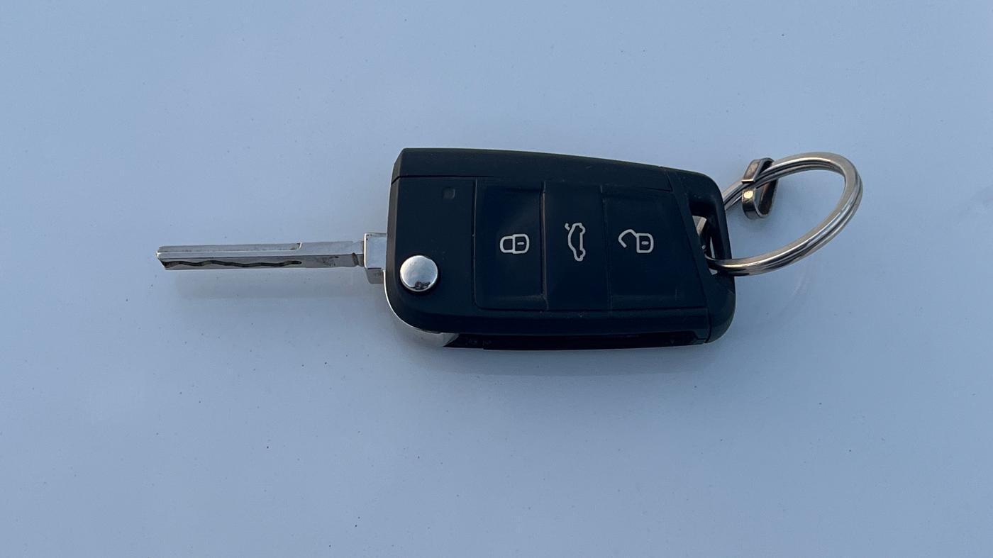 2021 Volkswagen TAIGUN GT PLUS 1.5 TSI DSG, Petrol, Automatic, 1,13,275 km, Key Close Up